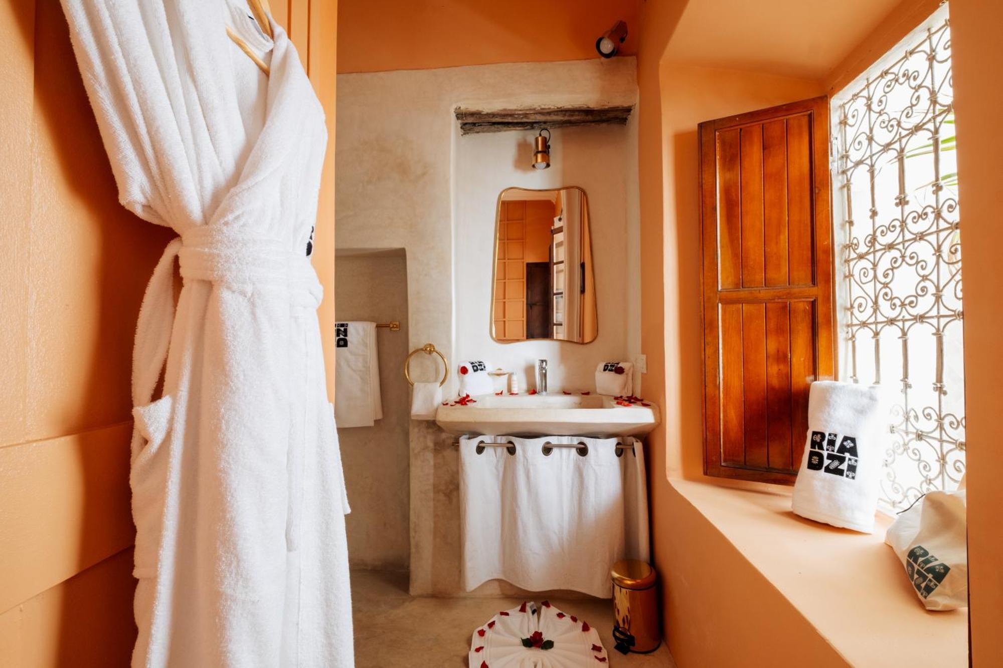 Riad Zi Marrakesh Bagian luar foto