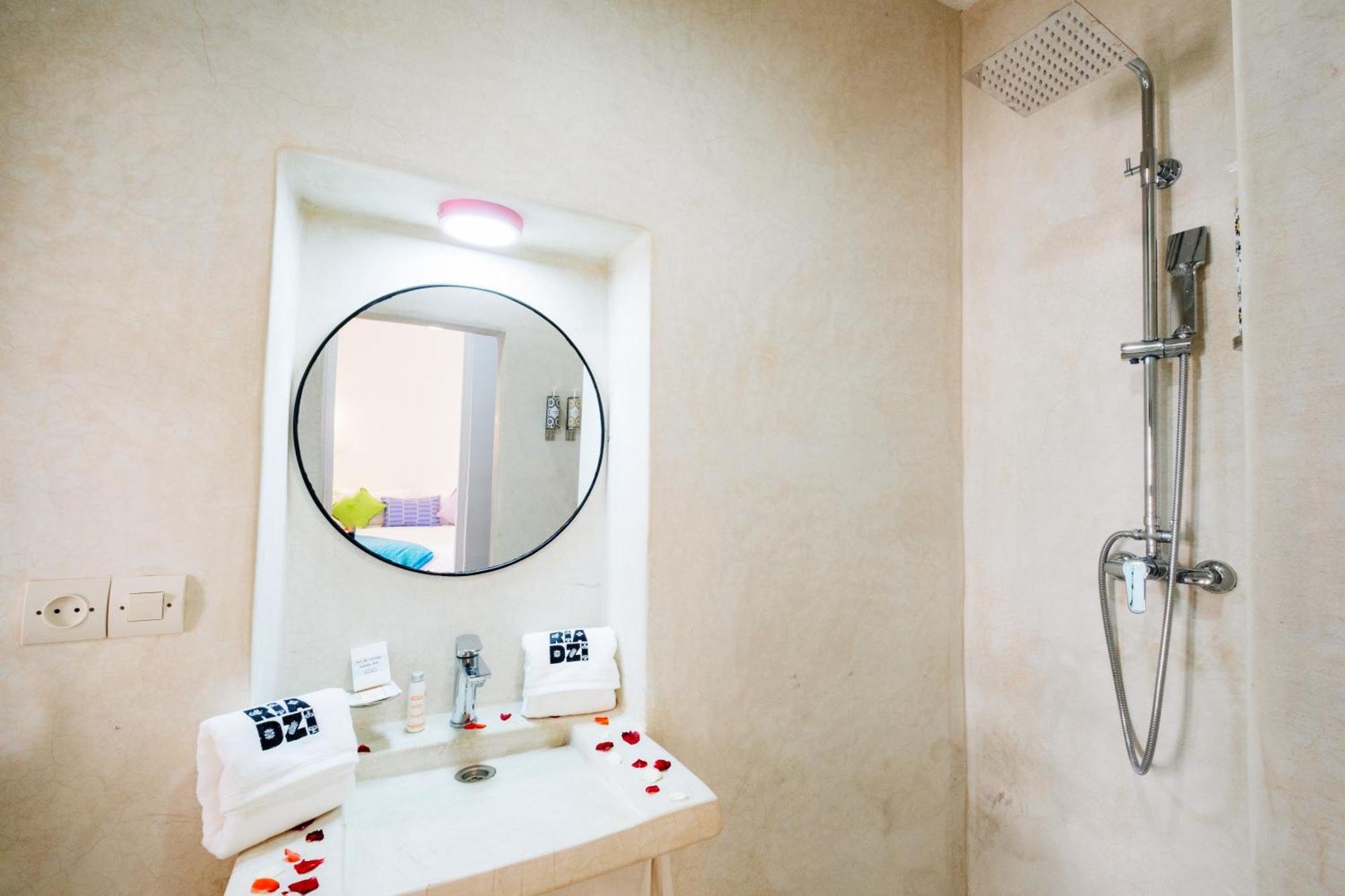 Riad Zi Marrakesh Bagian luar foto